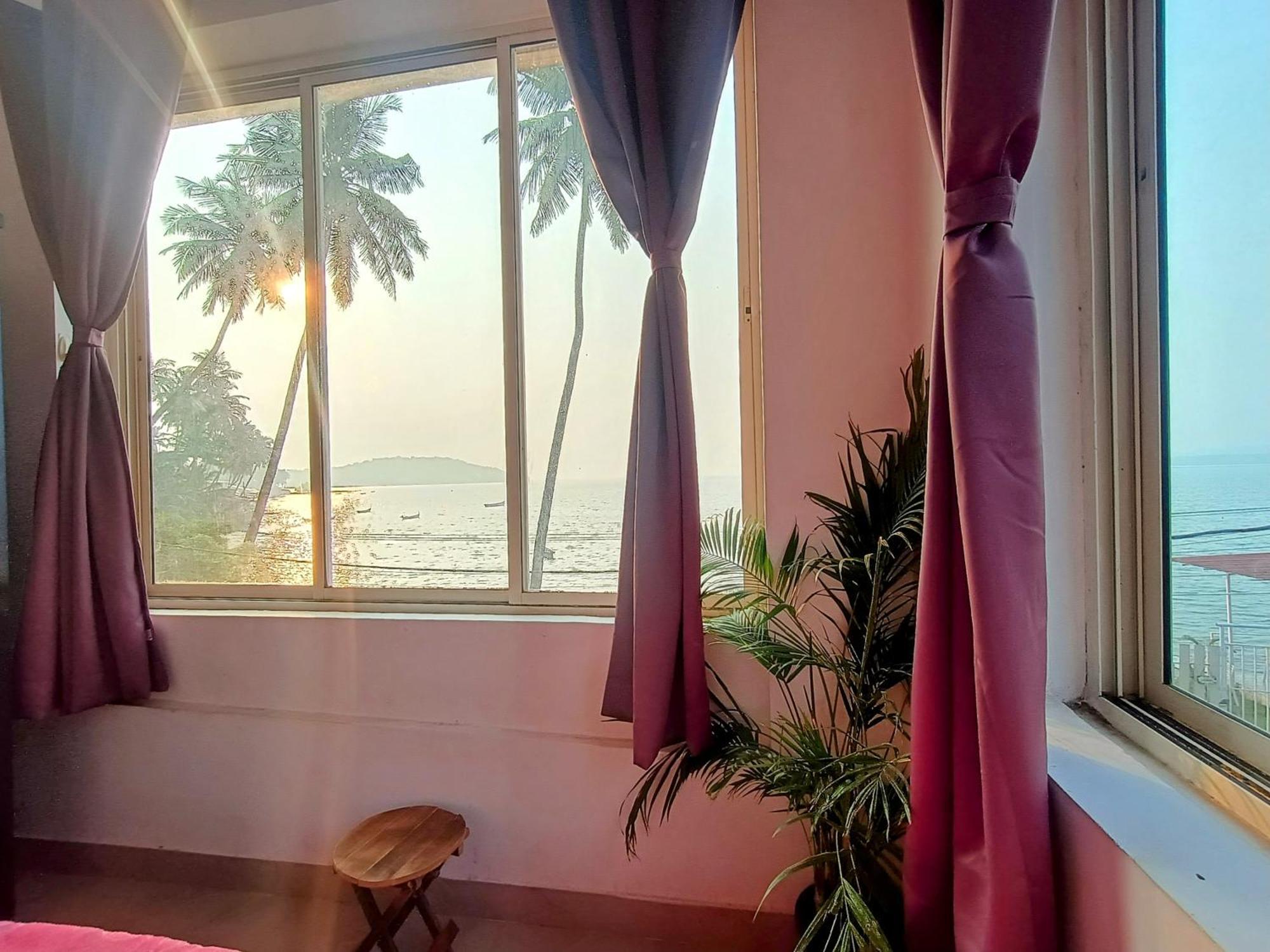 Gs Home On The Bay - Super Sea View Glass Studio Apartment วากาตอร์ ภายนอก รูปภาพ