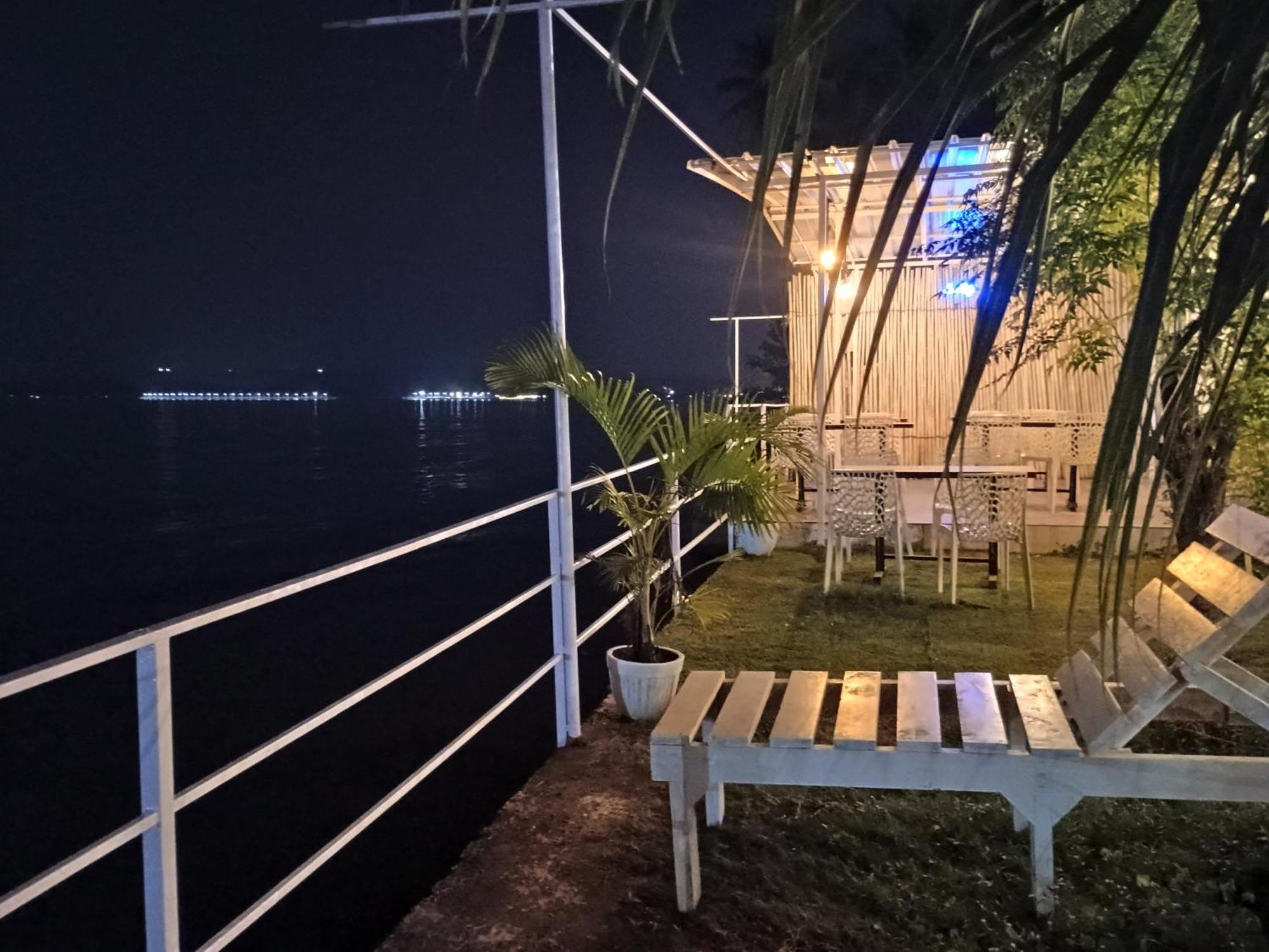 Gs Home On The Bay - Super Sea View Glass Studio Apartment วากาตอร์ ภายนอก รูปภาพ